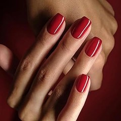 Cómo quitar las uñas postizas cuadradas sin dañar tus uñas naturales