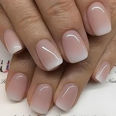 Errores frecuentes al aplicar uñas postizas cortas y cómo solucionarlos