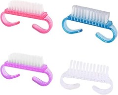 Descubre los diferentes tipos de cepillos para uñas y sus usos